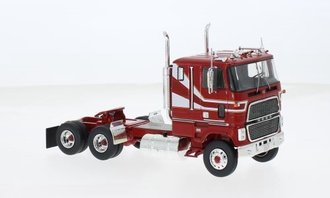 IXO 1:43 Scale 1976 Ford CL 9000 Tractor (Red)