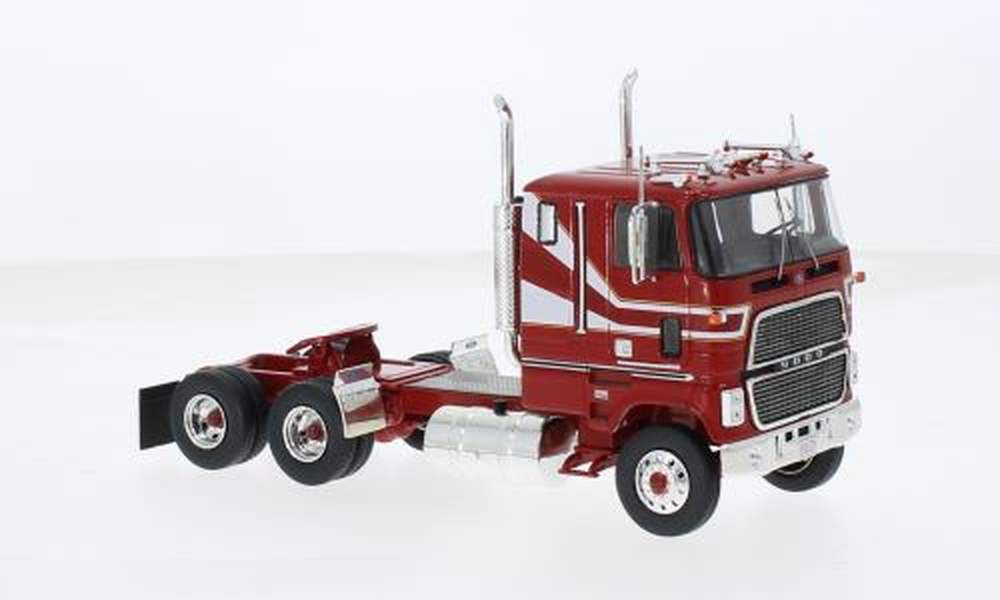 IXO Model 1:43 Scale 1976 Ford CL 9000 Tractor (Red)